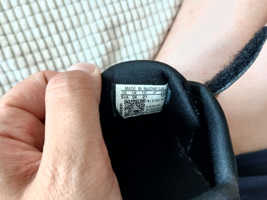 Бебешки маратонки Adidas, 21номер