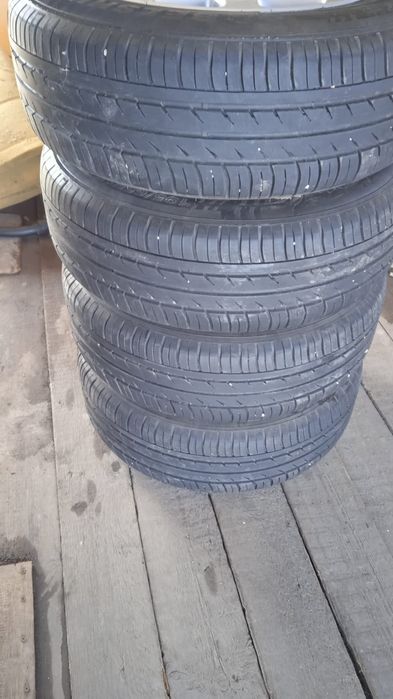 Шины на легковой автомобиль