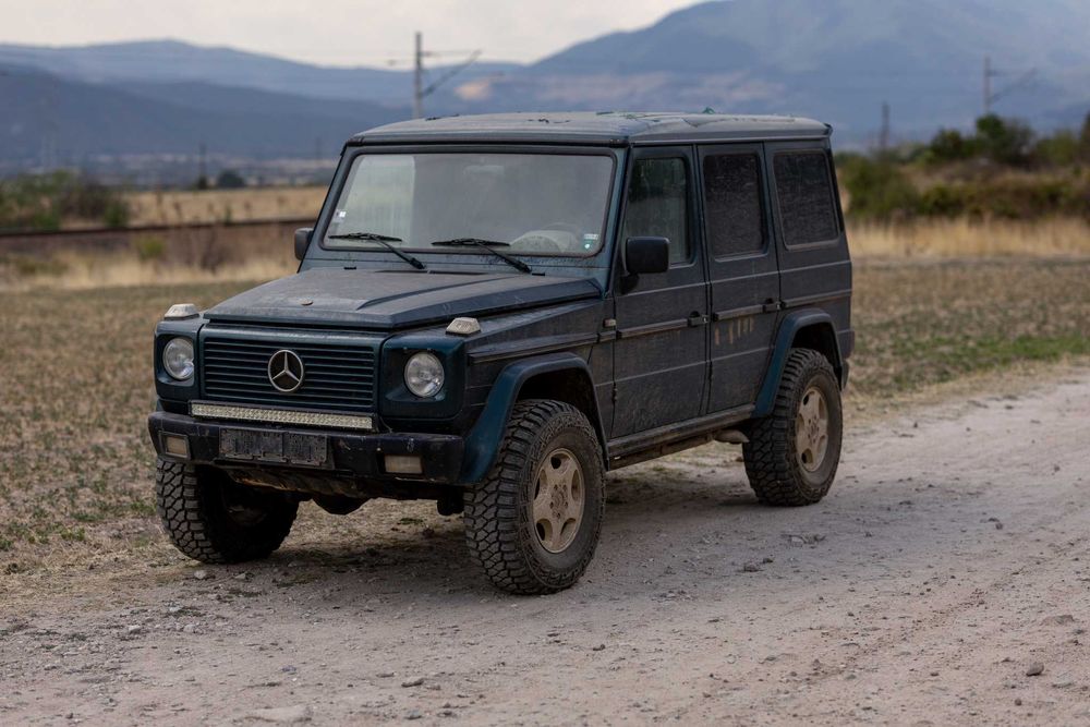 Mercedes-Benz G-class W463 3.2 Бензин 1995г на ЧАСТИ