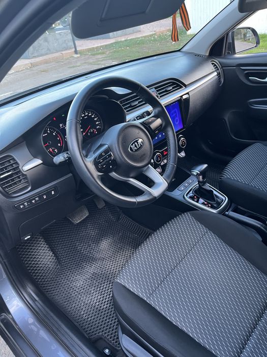 Продам авто Kia RIo X-Lain