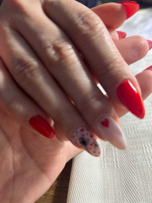 Акция на декабрь наращивание ногтей за 180.000  вместо 220.000.