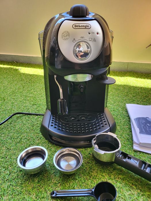 Кафемашина Делонги DELONGHI EC201CD.B