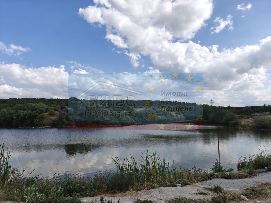 УПИ - 778 м2 в с. Храбърско