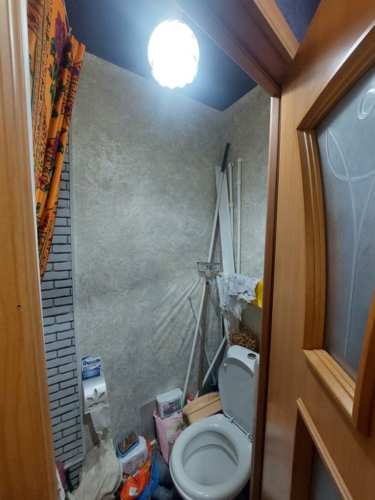 Продам комнату с санузлом. Район Рахмет.