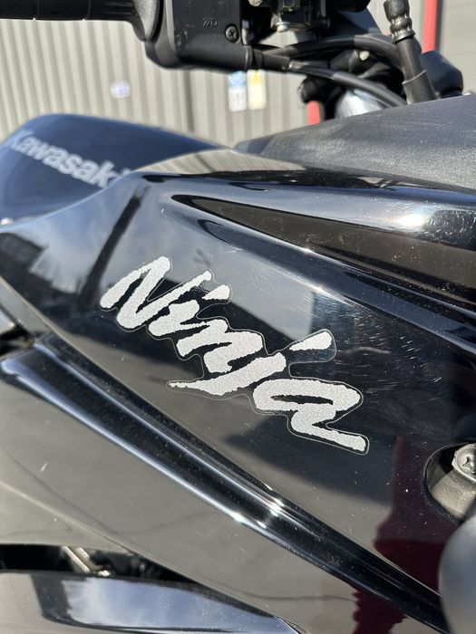 OFERTA!!! Kawasaki Ninja 250R - 3156km - New + Casca Cadou