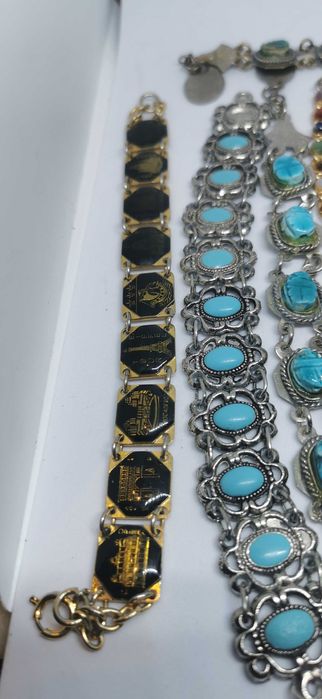 Комплект 9 гривни Сувенири от Париж