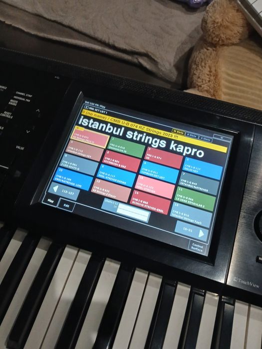 Korg kronos 2 запазен