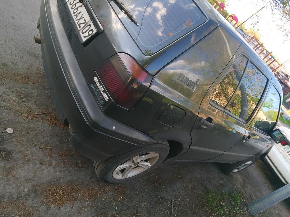 Продаётся Volkswagen Golf 3
