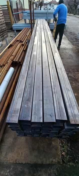 Черен профил 80х80х3, 6 метра дължина.