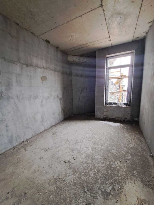 Продаю свою квартиру в центре Шота Руставели Хосилот АЛ БАРАКАТ