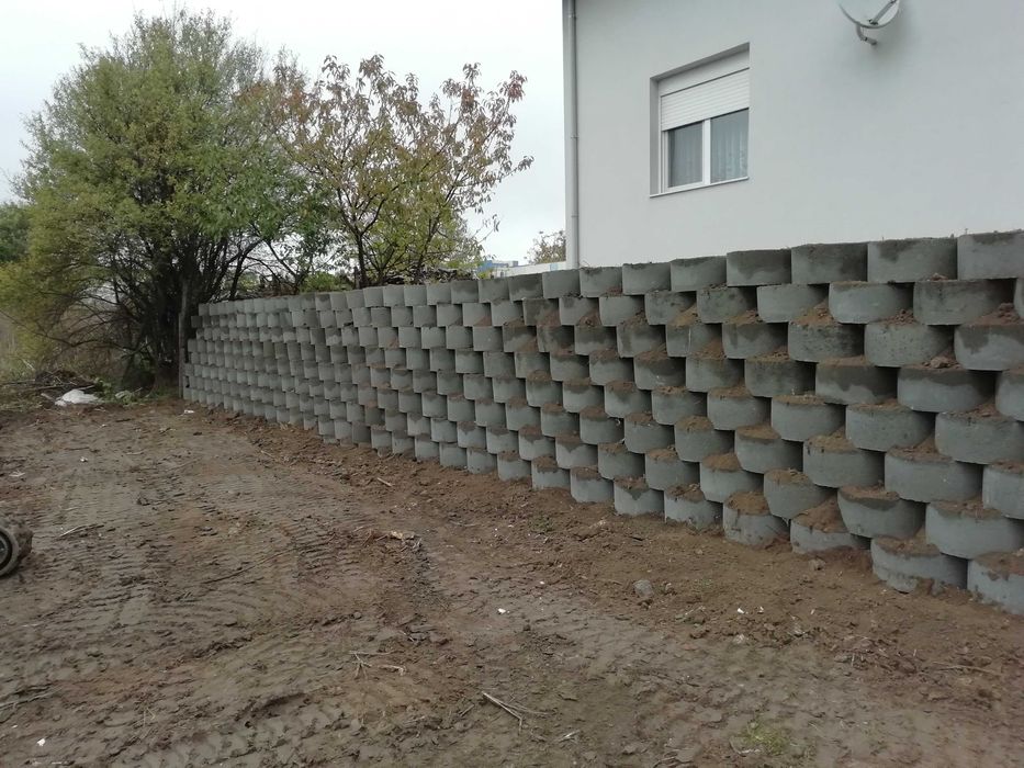 Терасиране на стръмен терен, двор на тераси