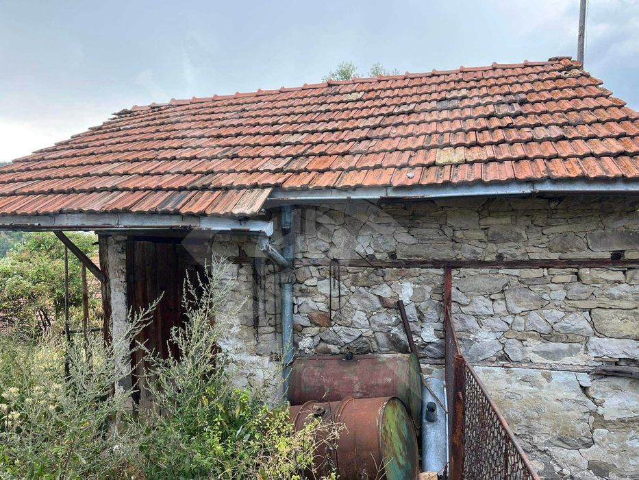 Продава се Къща в с. Момчиловци, Област Смолян - 160 кв.м за 292 €/кв.м - Снимка #3