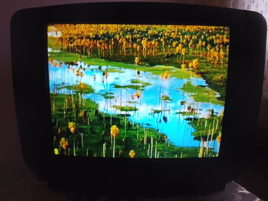 Продам телевизор