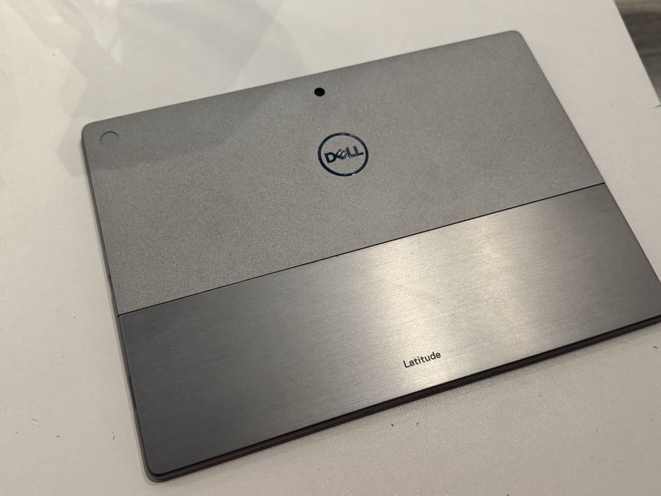 Tabletta DELL 7320 I7-1180G7