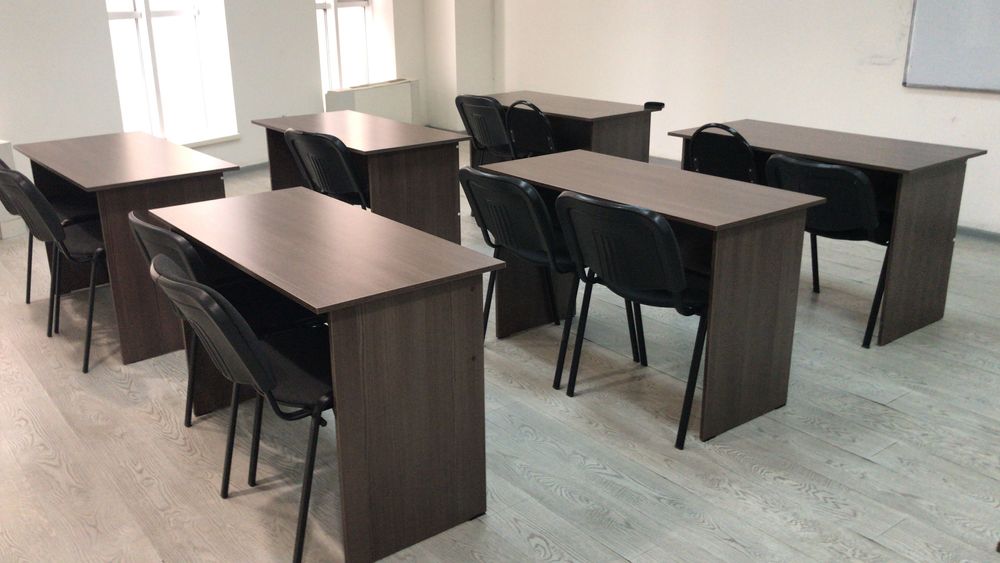 Продается столы офисные