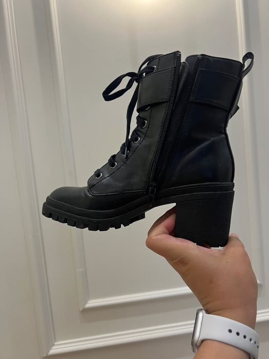 Продам ботинки Bershka