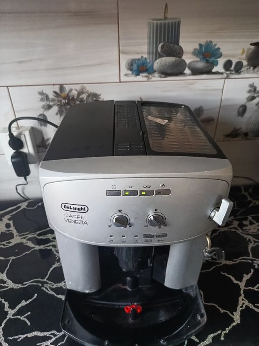 Vind expresor de cafea delonghy