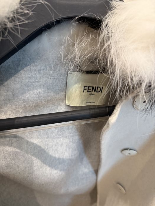 Пальто Fendi оригинал кашемир