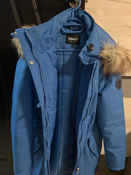 Дамско зимно яке