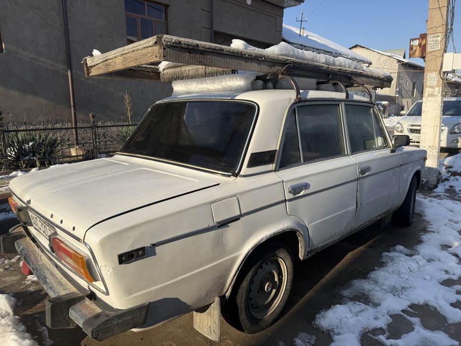 Juguli 06 1985 yilgi rangi oq, xolati yurib turgan.