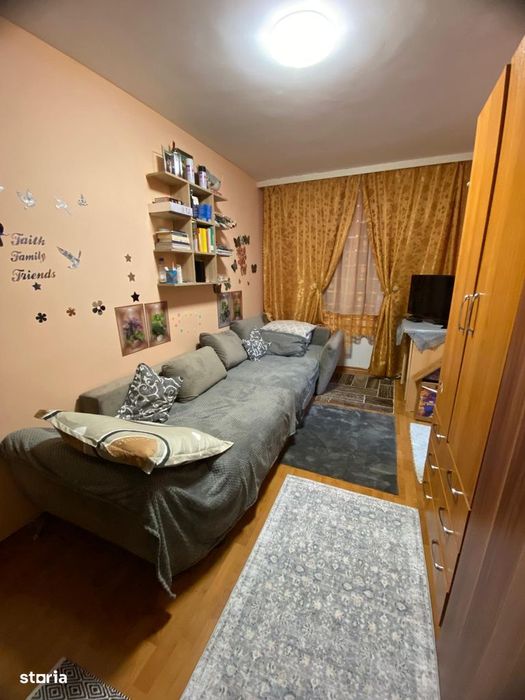 2 camere la ETAJUL 1, Scoala Miron Costin