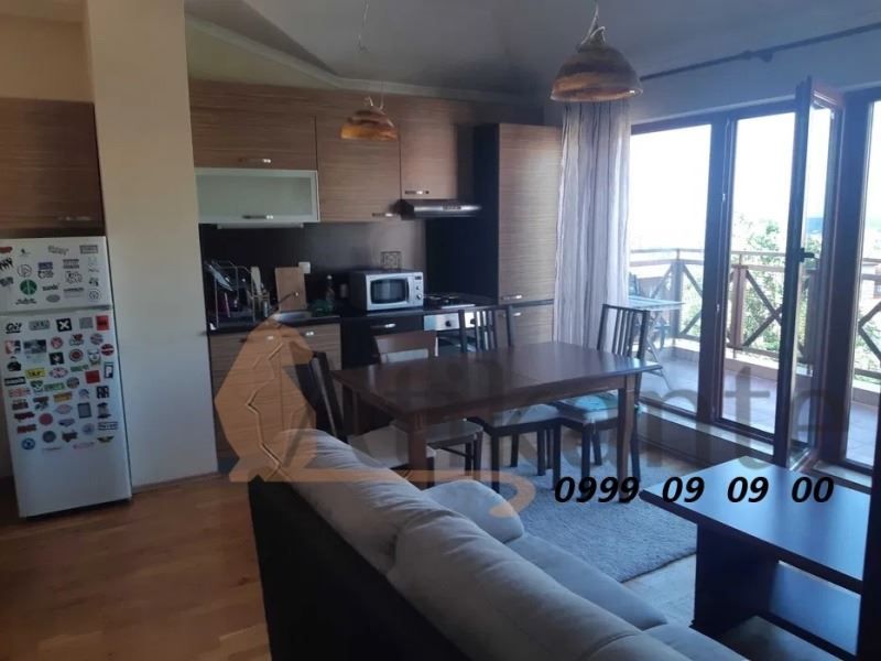 Дава се под наем Двустаен апартамент в София, Кръстова вада - 72 кв.м за 499.8 € - Снимка #2