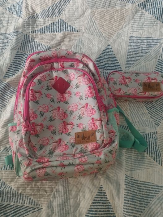 Раница и несесер Hash