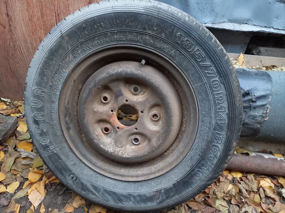 Продам колесо с диском