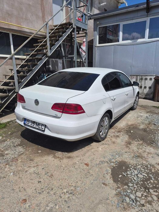 VOLKSWAGEN Passat 2011 — imagine 3