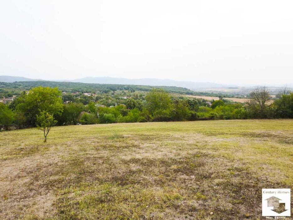 116198 Голям парцел с панорамна гледка в с. Велчево, Велико Търново!