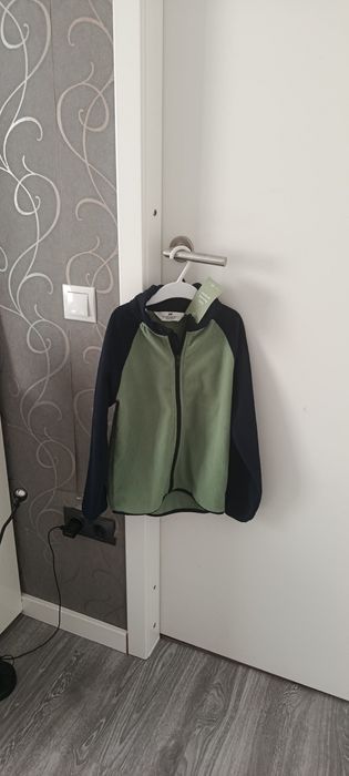 Bluza H&M  122/128 noua