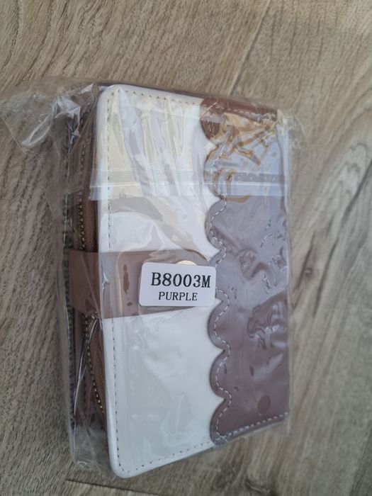 Дамско Портмоне - ново