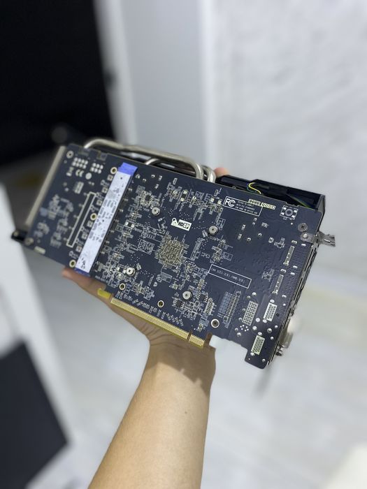 Продам видеокарту RX 580 8 gb