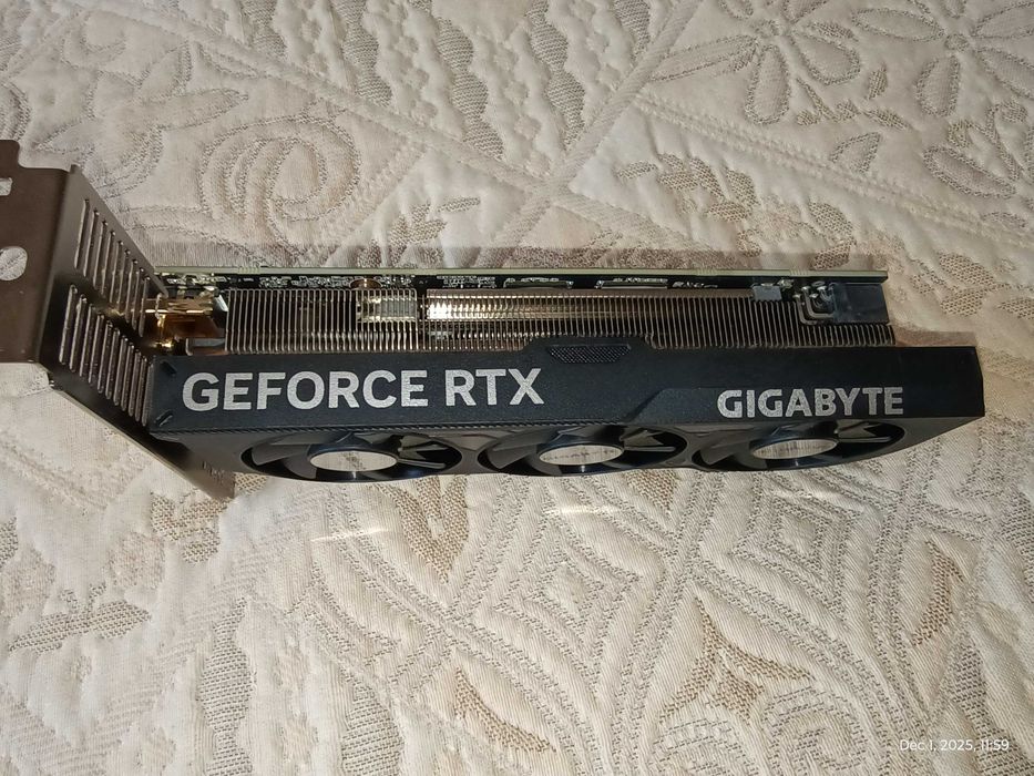 Видео карта Gigabyte RTX 4060 8G GDDR6, Low profile, над 1г гаранция