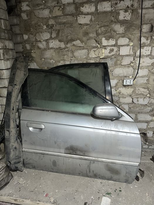 Двери HONDA accord