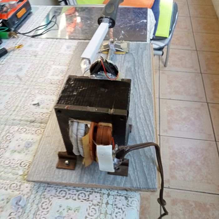 Aparat de sudat in puncte