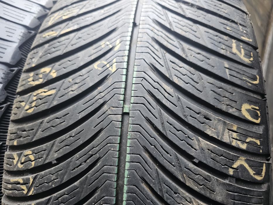 225 45 18 m+s michelin