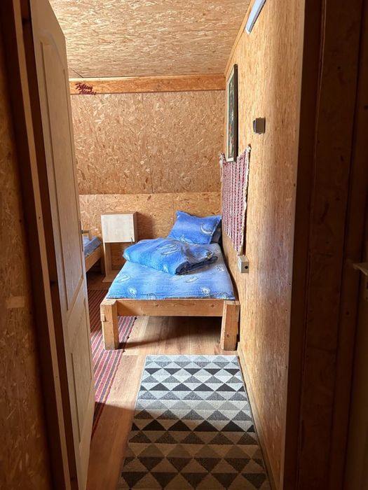 Cabana cu ciubar, disponibila de 1 mai, zona Baisoara,disponibila de 1 Decembrie