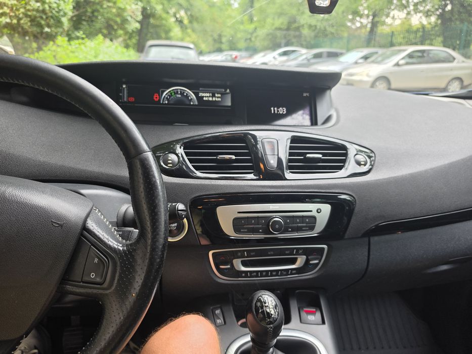 Renault Grand Scenic 2015 1.6 dci 130 cu
