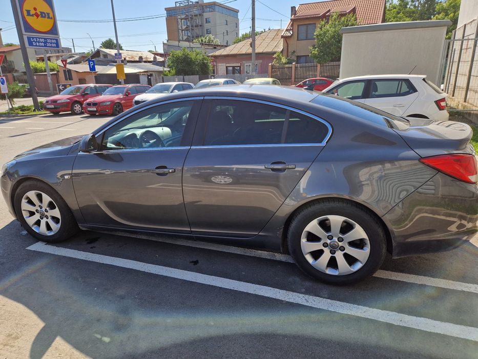 OPEL Insignia 2011