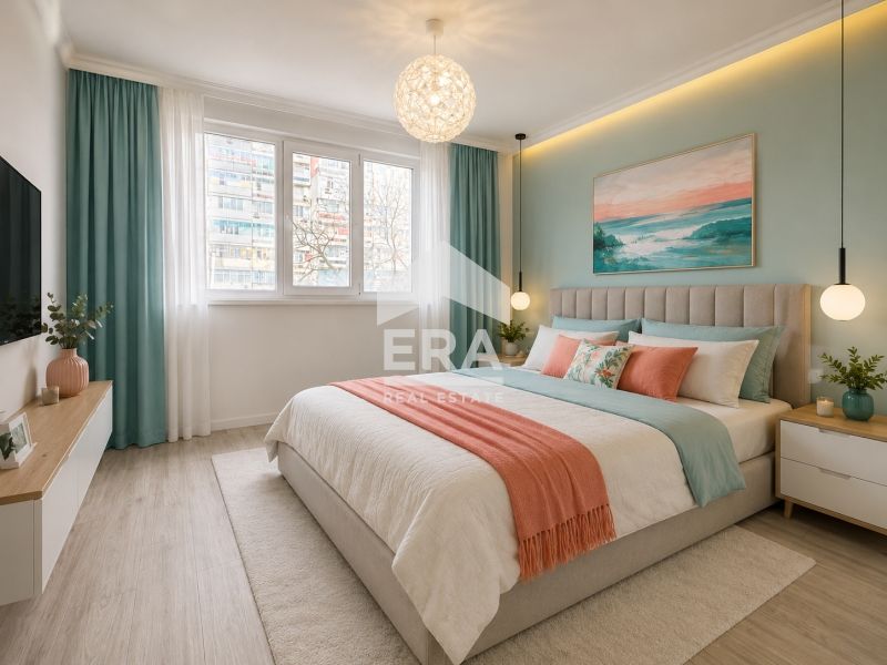 Продава се Тристаен апартамент в Варна, Възраждане 3 - 65 кв.м за 2400 €/кв.м - Снимка #2