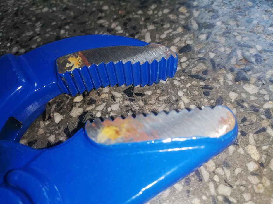 Ъглов тръбен ключ 1 1/2"