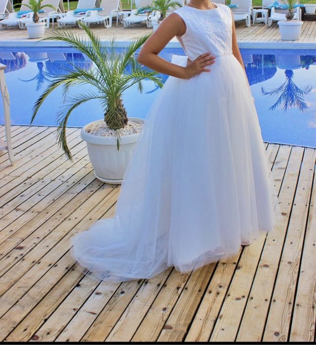 Офицялна бяла рокля за момиче