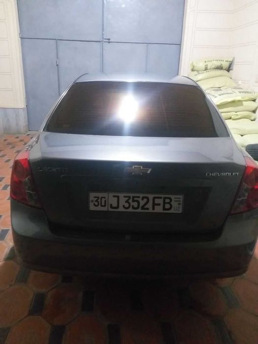 Chevrolet Jentra