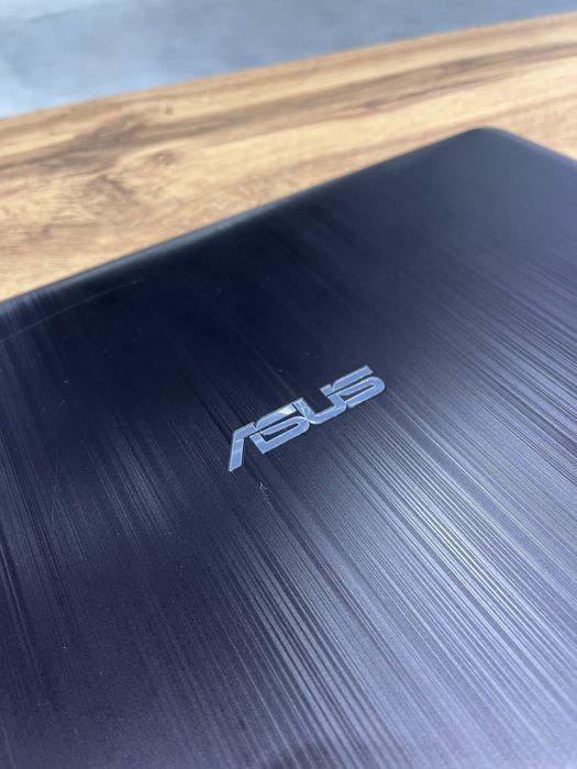 Ноутбук Asus X540U
