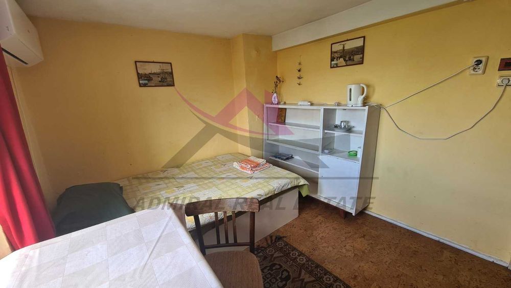 Атрактивна Цена и Локация! Стая- ВИНС