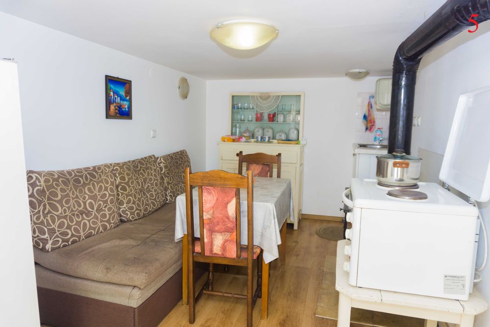 КЪЩА, Селскостопански Постройки, Ток и Вода, ПИ 1020 м2 + ПИ 700 м2