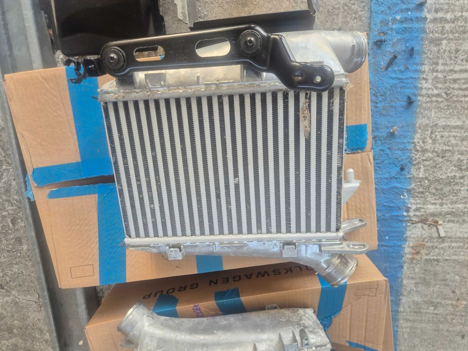 Intercooler stanga dreapta Audi RS6 RS7 C8 2022 4K0145806B 4K0145805B