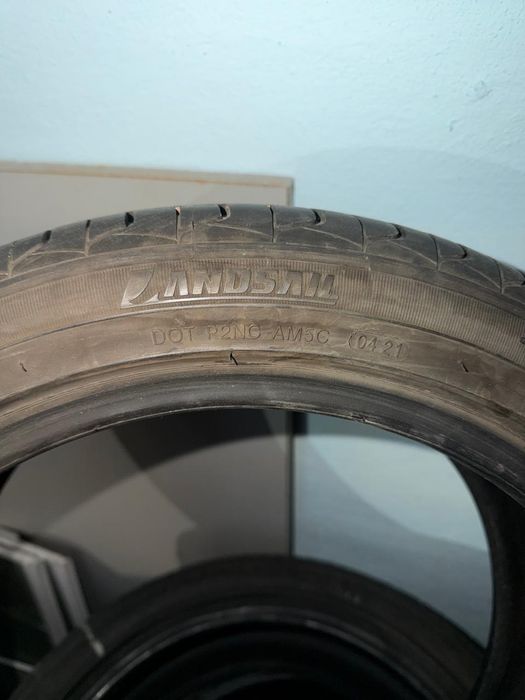 Продаю шины летние