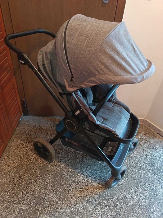 Бебешка количка Stokke със зимен и летен кош